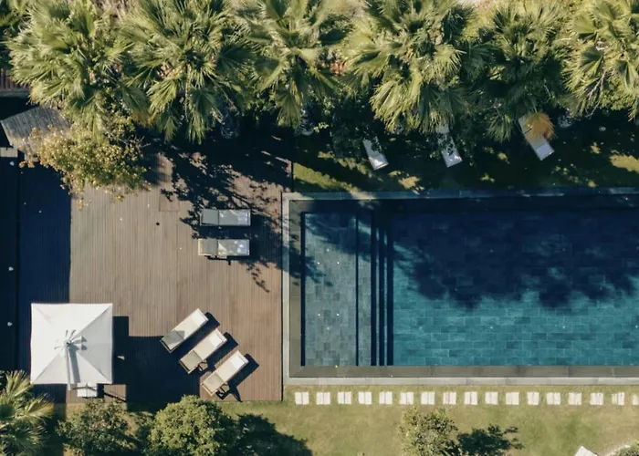 Vila Jungle Eva - With Pool & Gardens