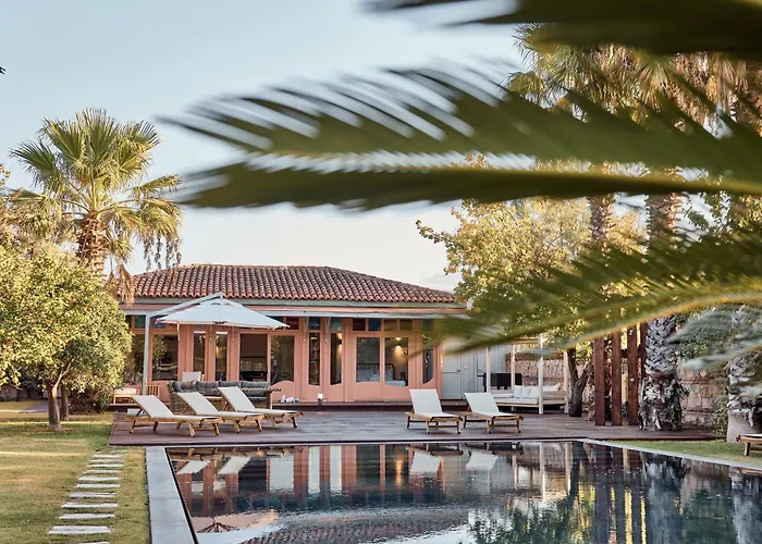 Vila Jungle Eva - With Pool & Gardens *