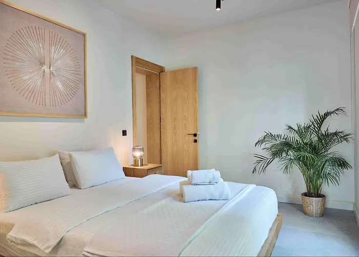 Jungle Eva - With Pool & Gardens *