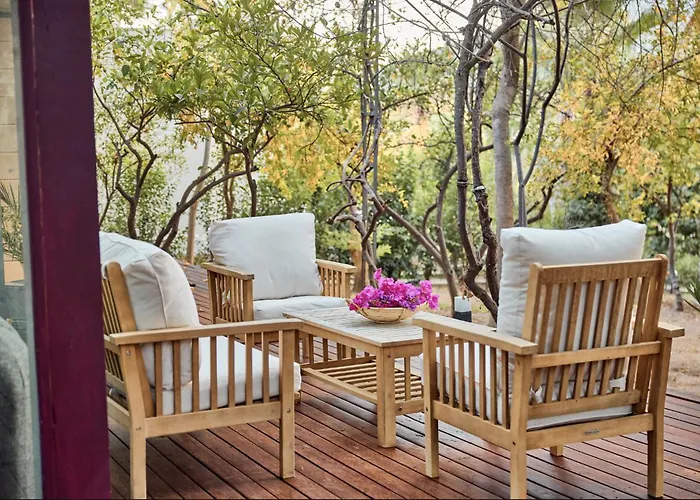 Jungle Eva - With Pool & Gardens *