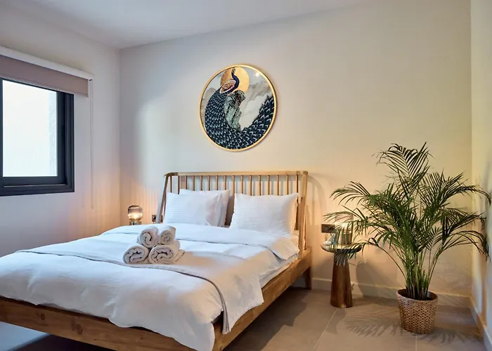 Jungle Eva - With Pool & Gardens