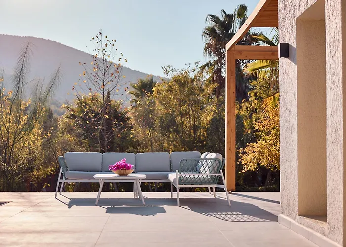 Jungle Eva - With Pool & Gardens Villa *